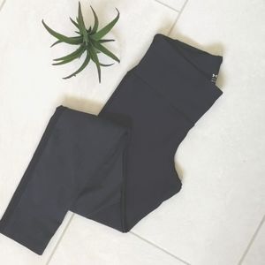 2 for $20! Under Armour mesh panel leggings